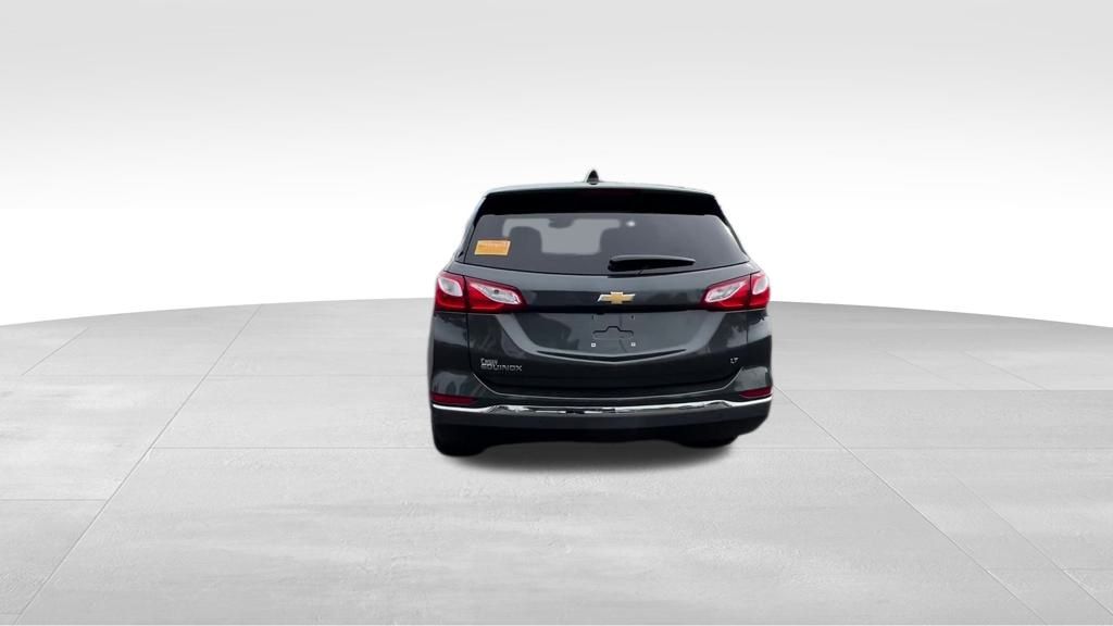2018 Chevrolet Equinox LT photo 5