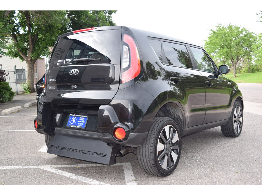 PreOwned 2015 Kia Soul ! ADA Mobility Wheelchair Accessible Handicap Van Minivan Ramp Crossover