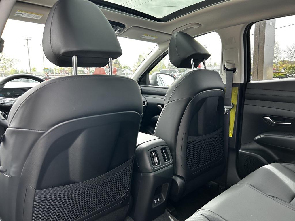 2025 Hyundai Tucson Hybrid SEL Convenience photo 23