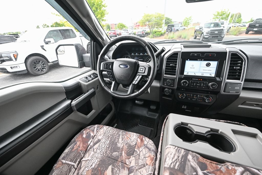 2016 Ford F-150 XLT photo 28