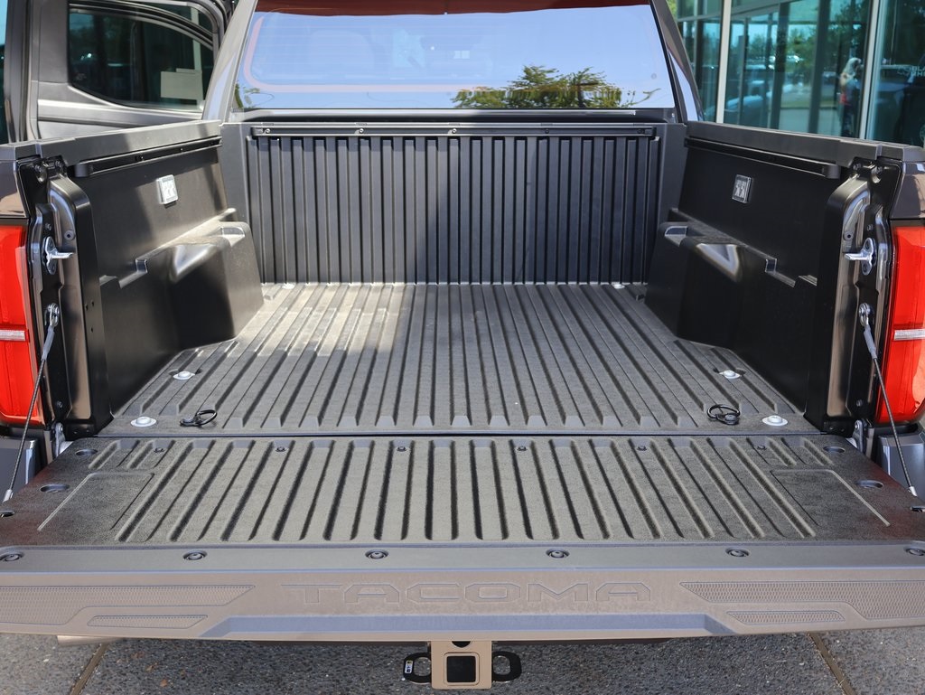 2025 Toyota Tacoma SR5 4x4 Double Cab photo 30