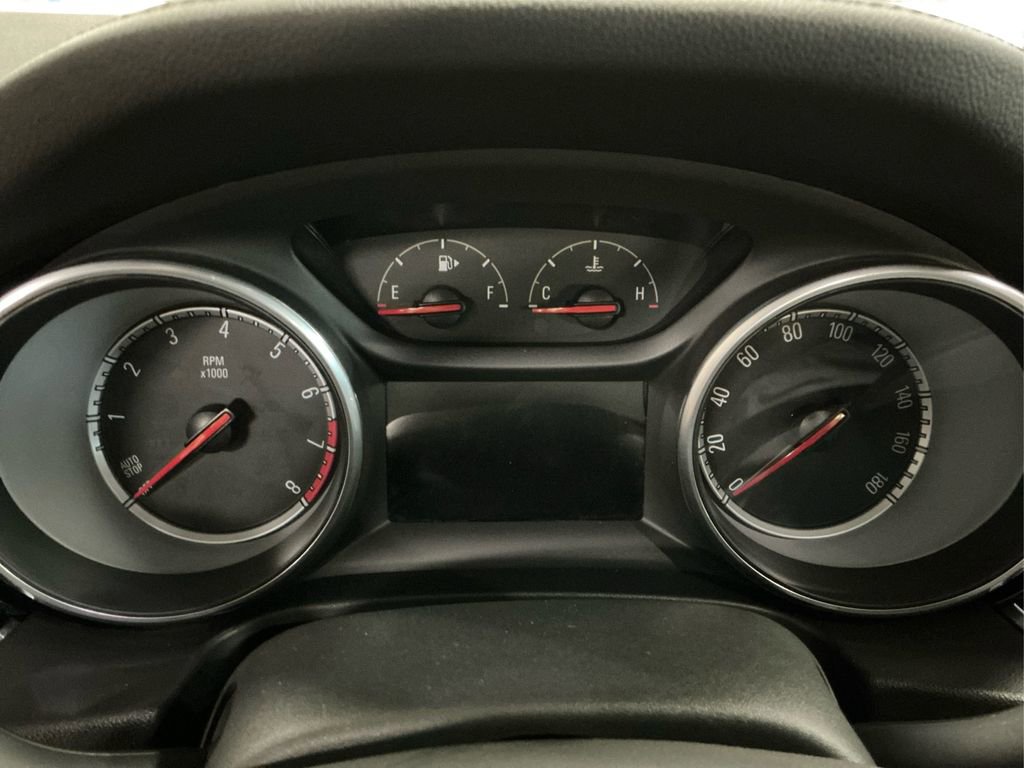 2018 Buick Regal TourX Essence photo 10