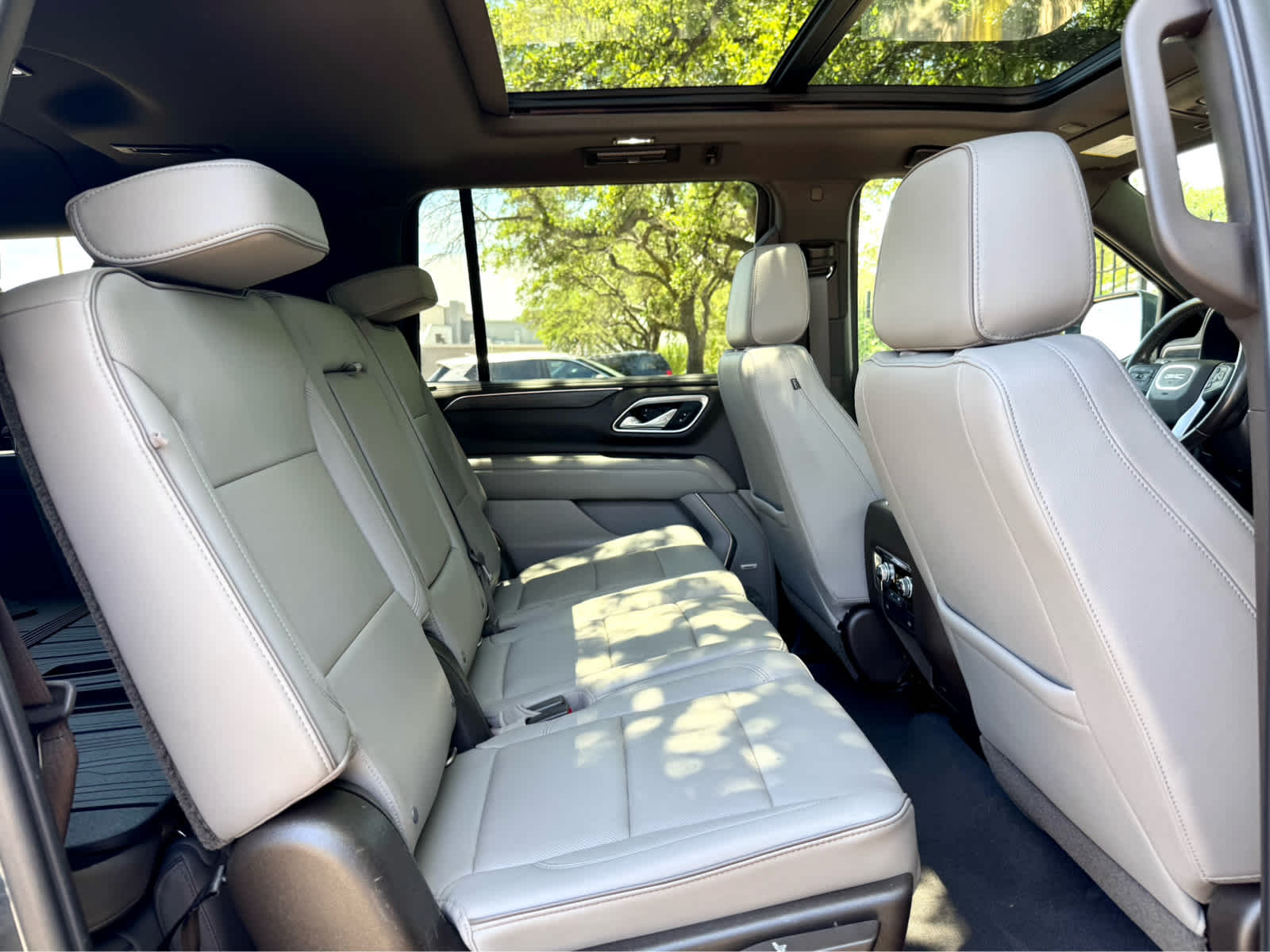2021 Gmc Yukon XL SLT photo 10