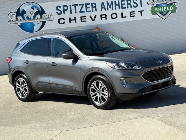 2022 Ford Escape SEL photo 2
