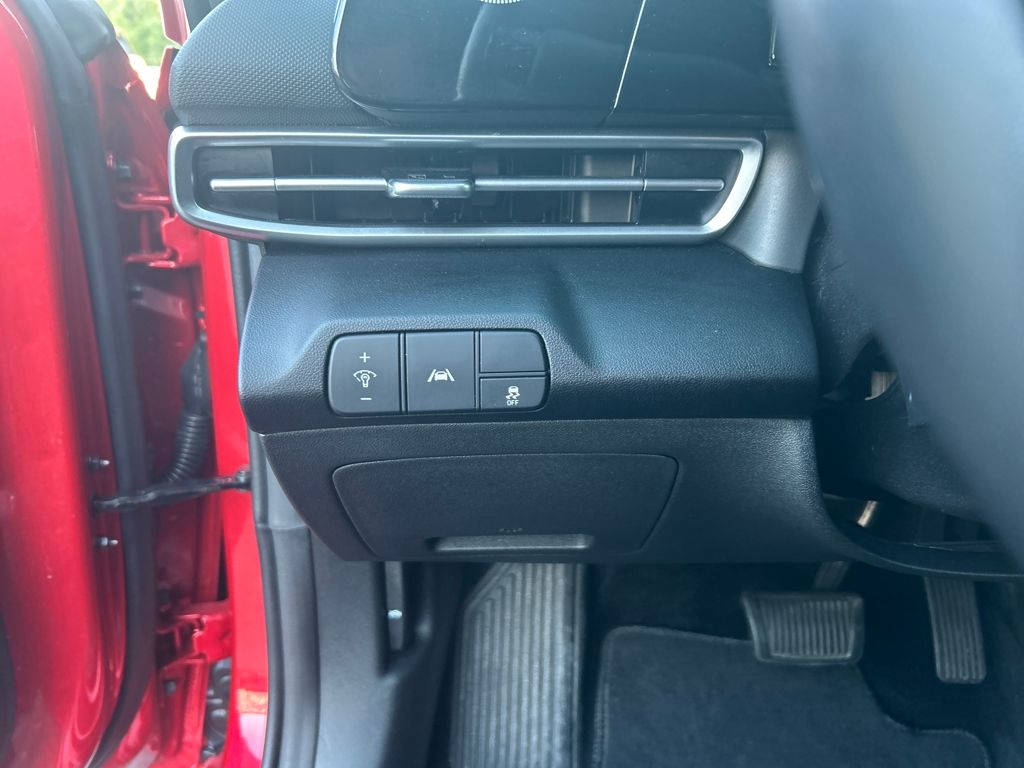 2022 Hyundai Elantra SEL Convenience photo 17