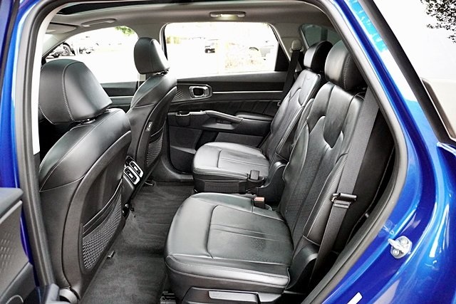 2023 Kia Sorento SX photo 17