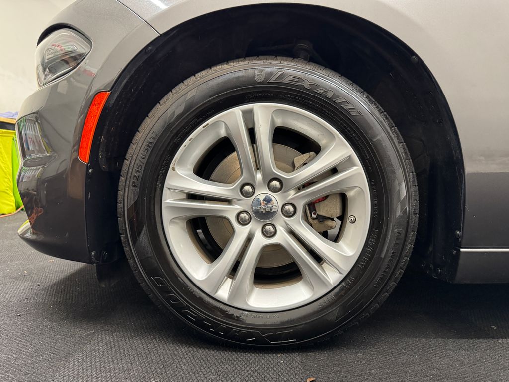 2023 Dodge Charger SXT photo 11
