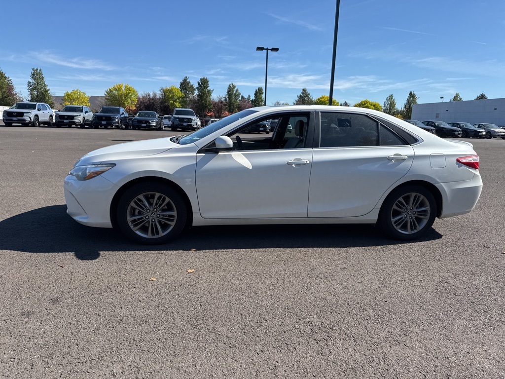 2017 Toyota Camry XLE XSE photo 4