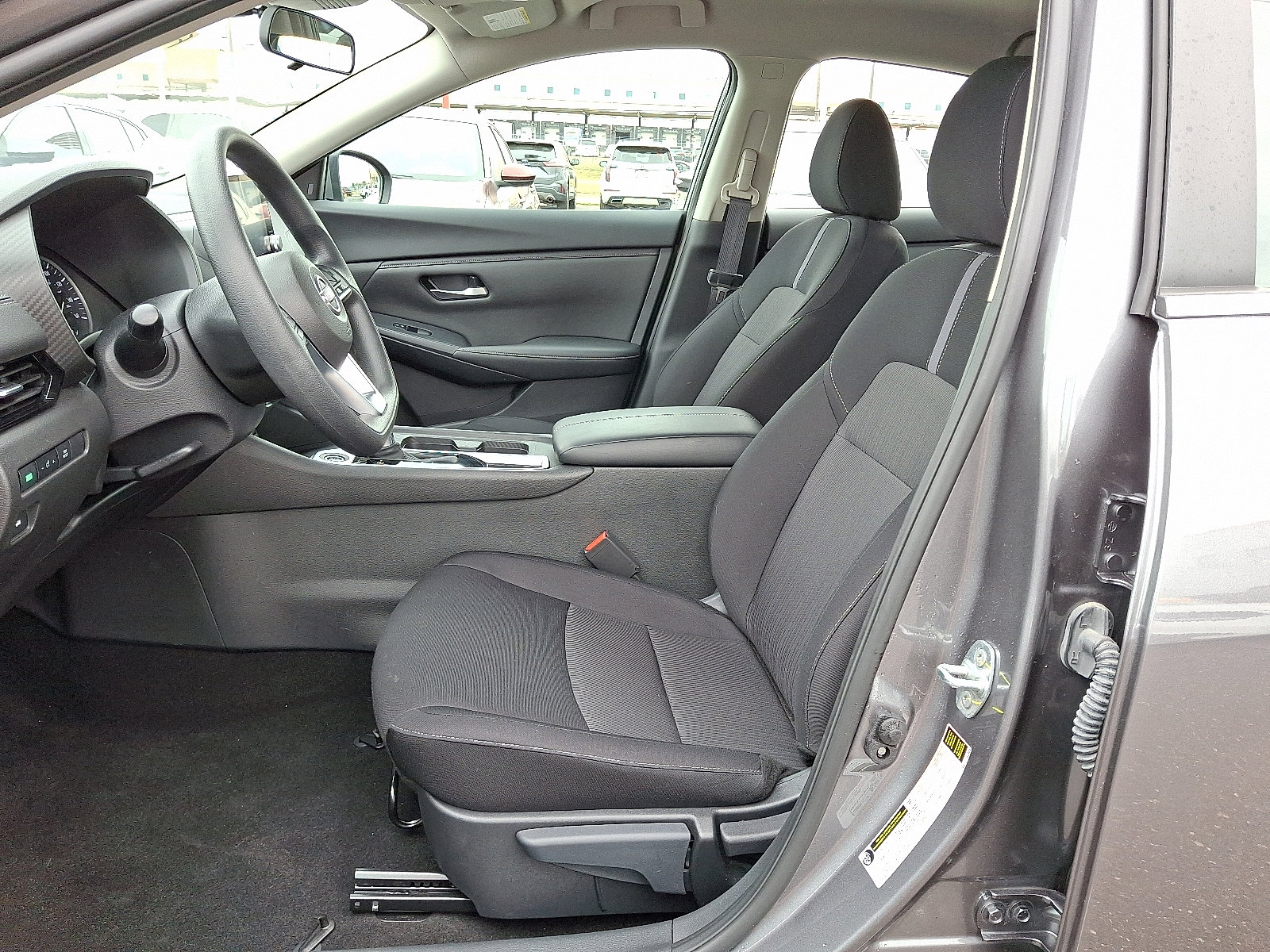 2024 Nissan Sentra SV photo 13