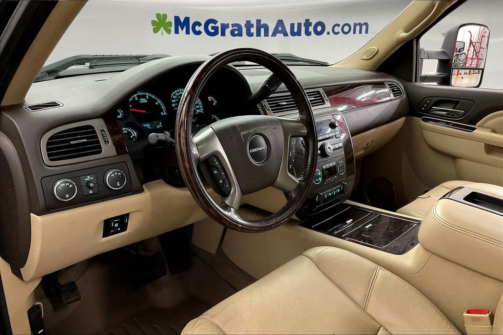 2012 Gmc Sierra Denali photo 13
