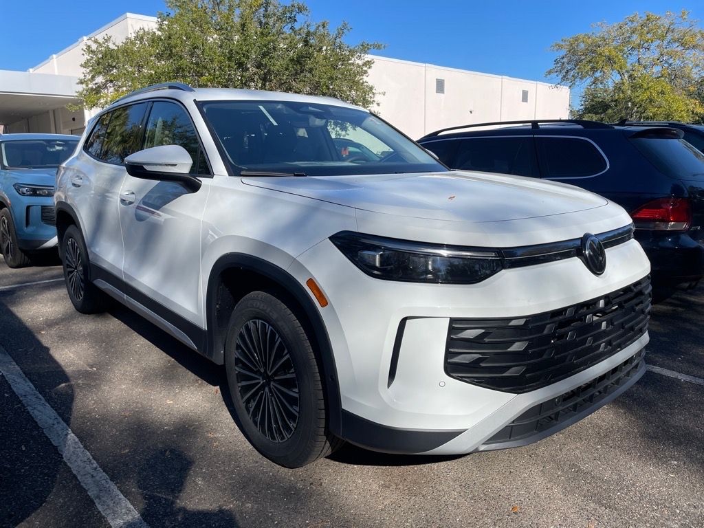 2026 Volkswagen Tiguan S's photo