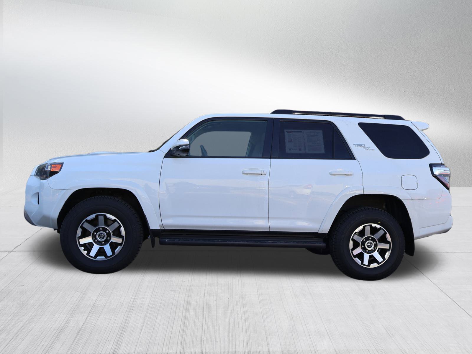 2022 Toyota 4Runner TRD Premium photo 4