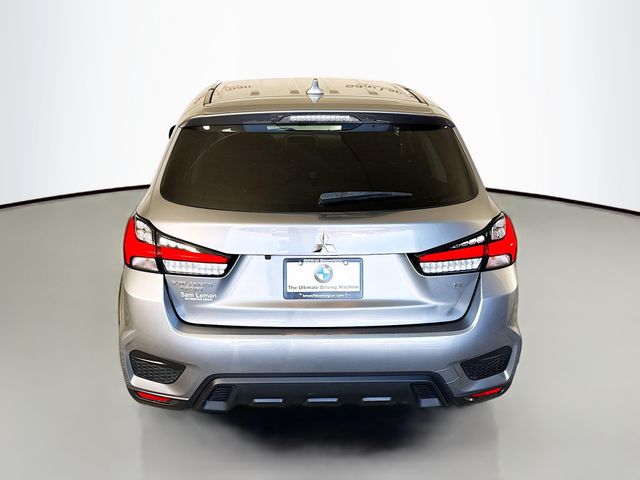 2021 Mitsubishi Outlander Sport SE photo 3