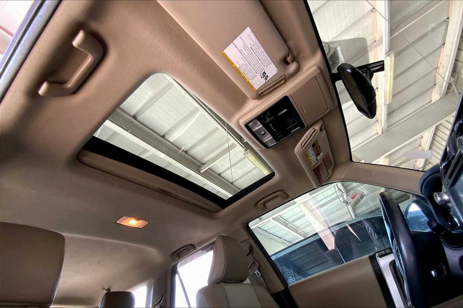 2018 Toyota 4Runner SR5 Premium photo 10