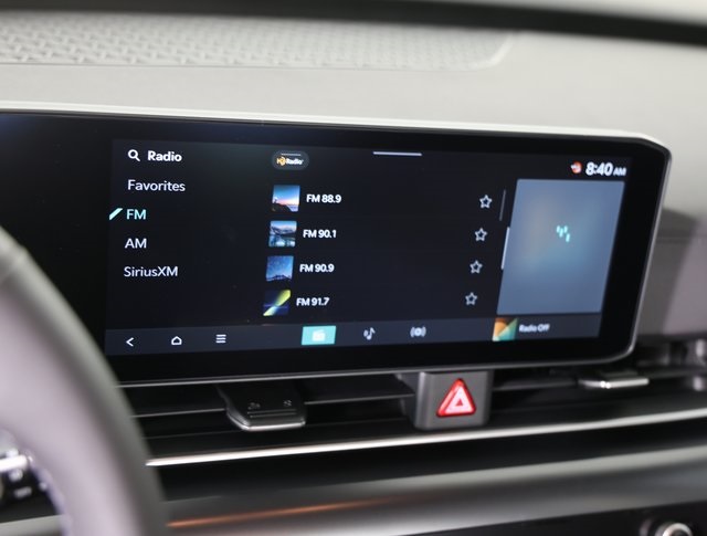 2026 Kia Carnival LXS photo 17