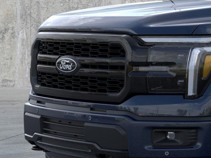 2025 Ford F-150 Lariat photo 16