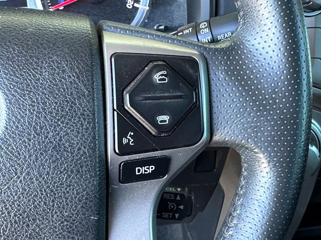 2019 Toyota 4Runner SR5 photo 12