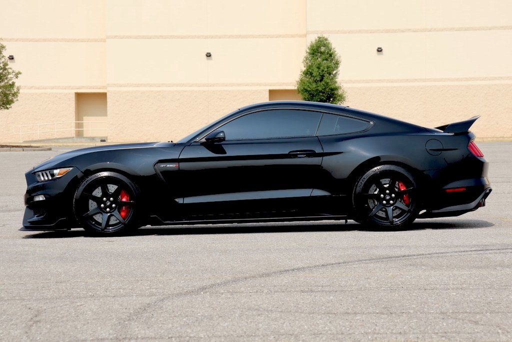 2018 Ford Mustang Shelby GT350 photo 3