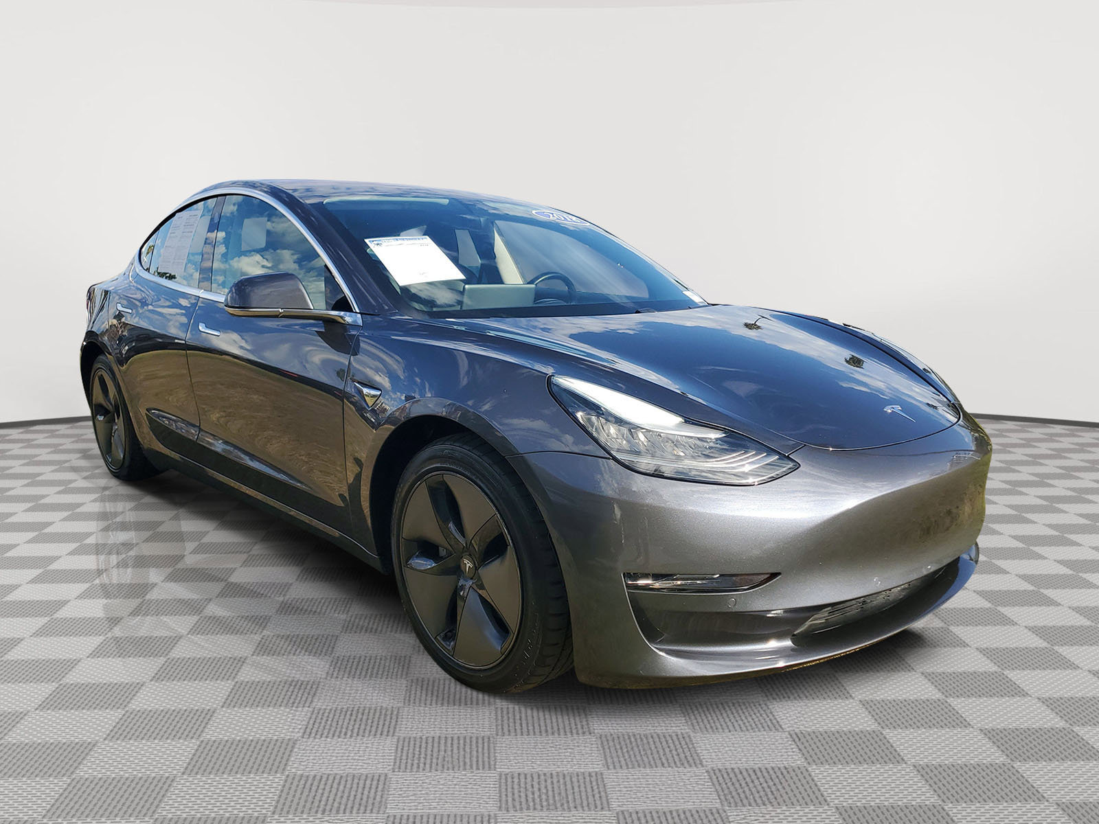 2018 Tesla Model 3 Long Range photo 4