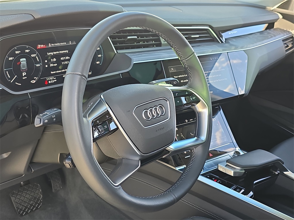 2023 Audi e-tron Premium Plus photo 16