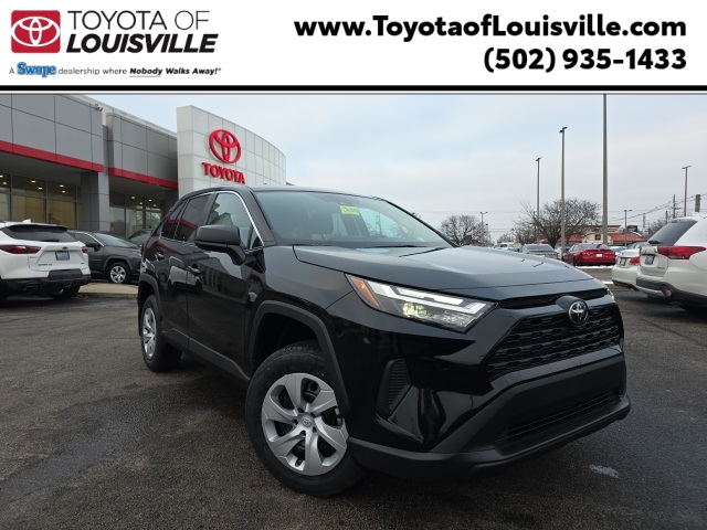 2025 Toyota RAV4 LE's photo