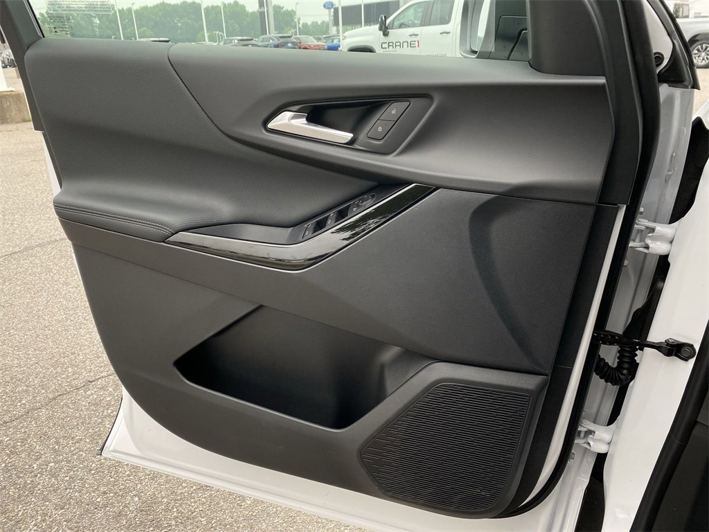 2026 Chevrolet Equinox LT photo 20