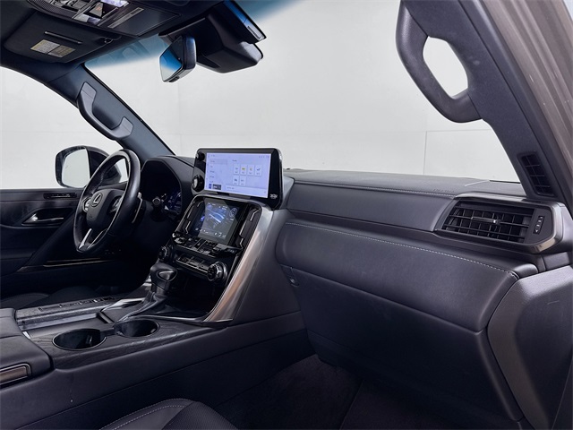 2023 Lexus LX 600 Premium photo 28