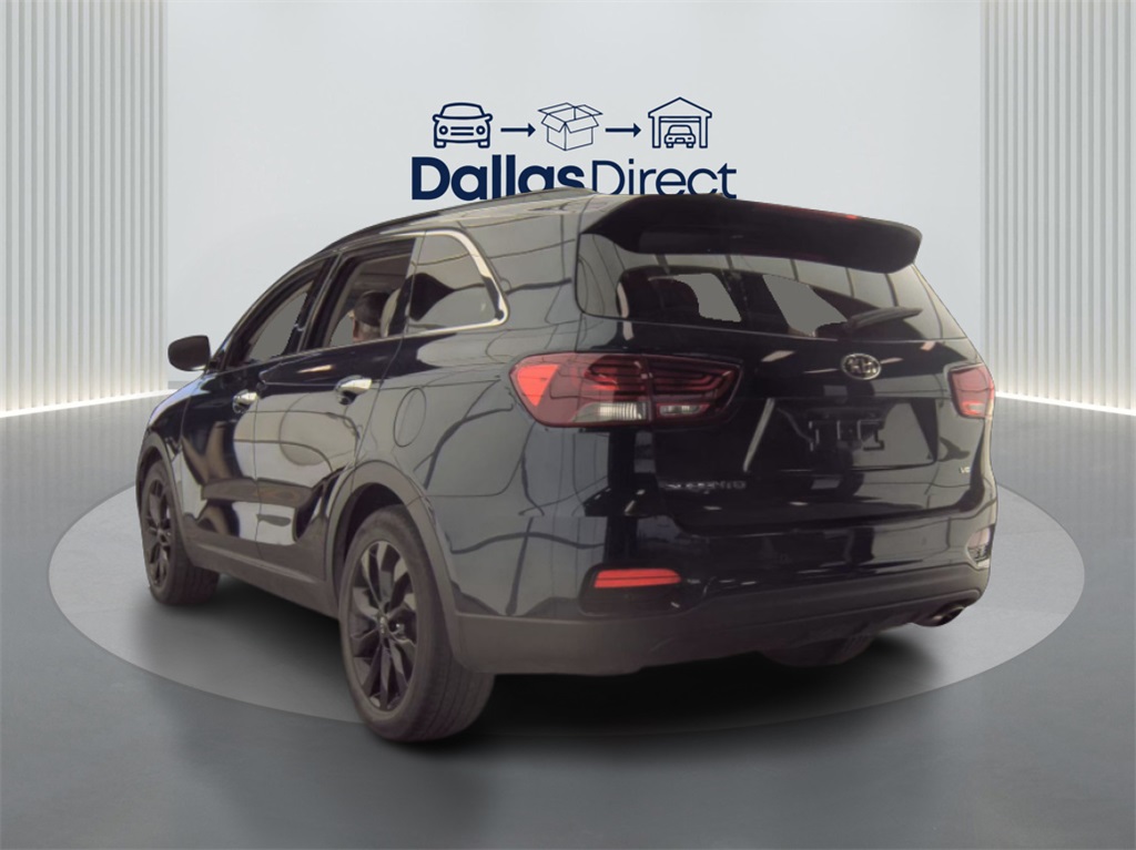 2020 Kia Sorento S photo 7