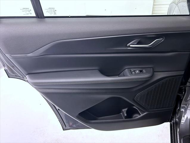 2025 Jeep Grand Cherokee Altitude photo 22