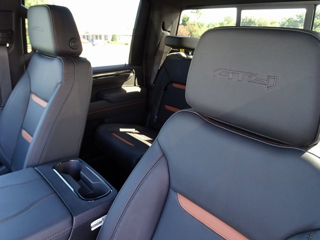 2025 Gmc Sierra 2500 HD AT4 photo 7