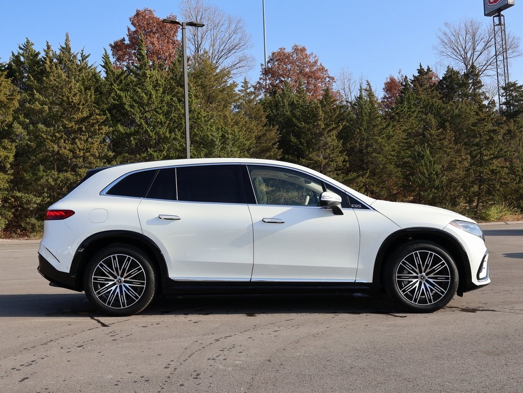 2023 Mercedes Benz EQS SUV 580 4MATIC photo 4