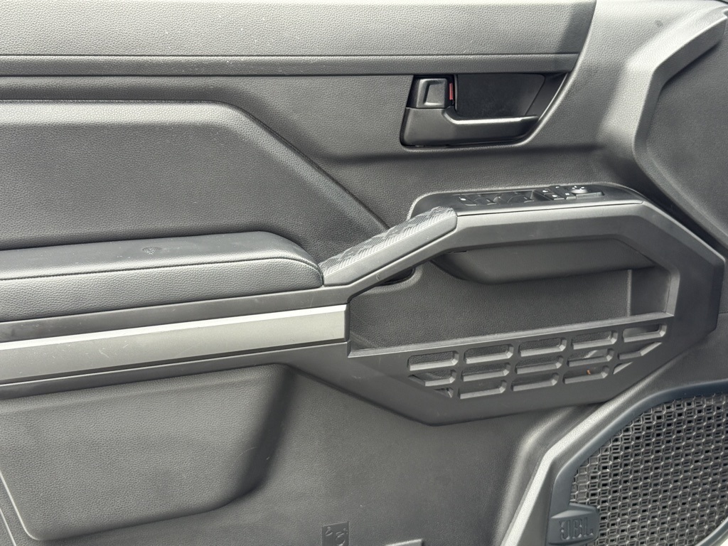 2024 Toyota Tacoma SR5 4x4 Double Cab photo 14