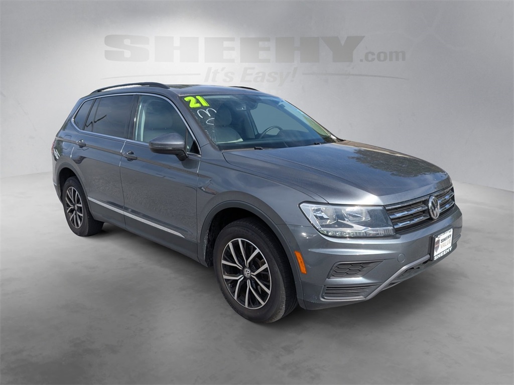 2021 Volkswagen Tiguan SE photo 2