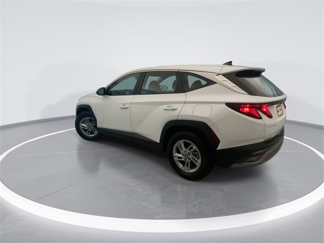 2025 Hyundai Tucson SE photo 2