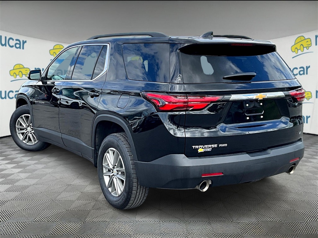 2023 Chevrolet Traverse Leather photo 4