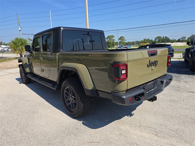 2025 Jeep Gladiator Sport S photo 3