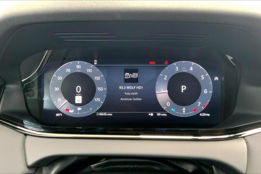 2025 Land Rover Range Rover Evoque Dynamic SE photo 12