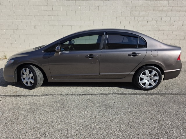 2010 Honda Civic LX photo 2