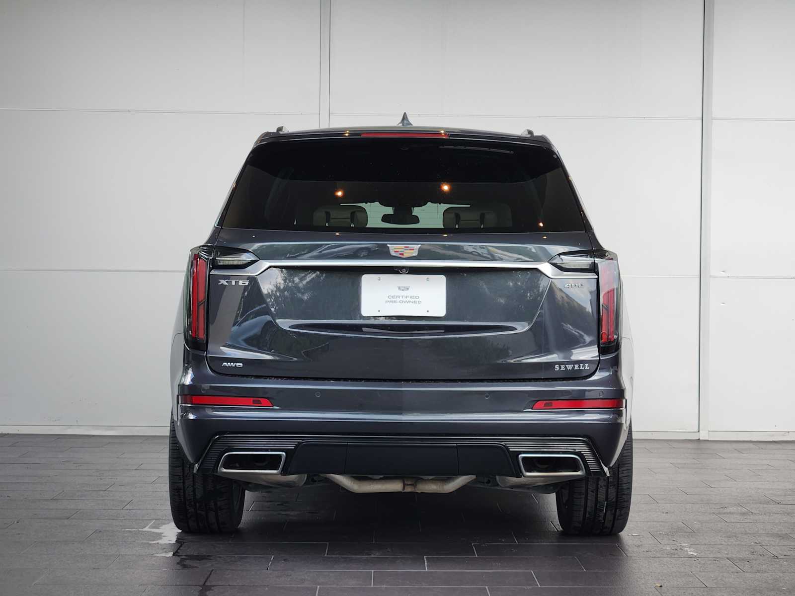 2023 Cadillac XT6 Sport photo 3