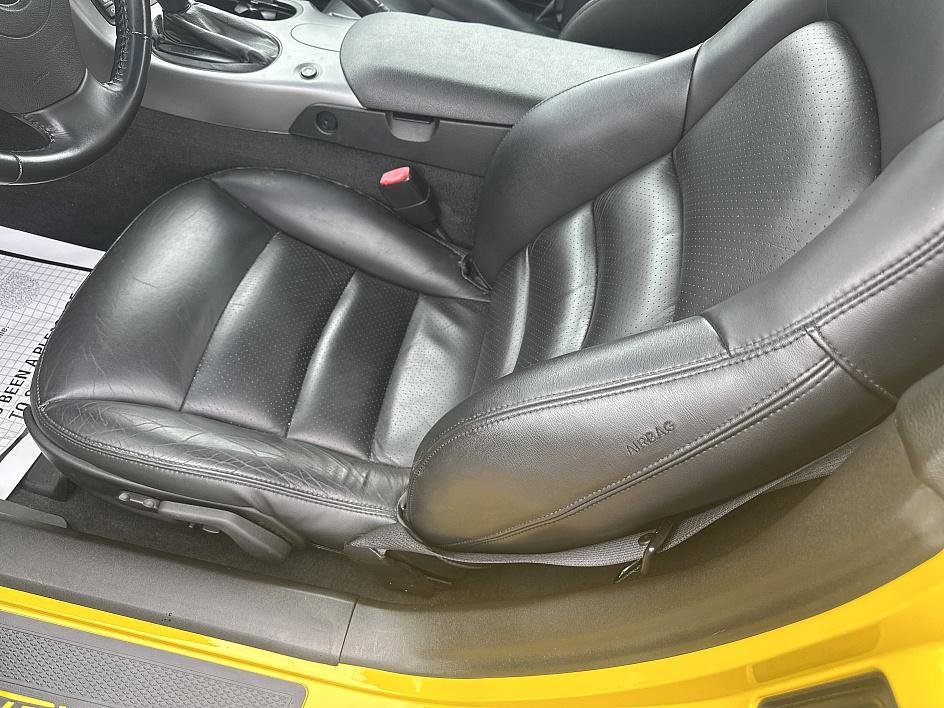 2006 Chevrolet Corvette Base photo 10