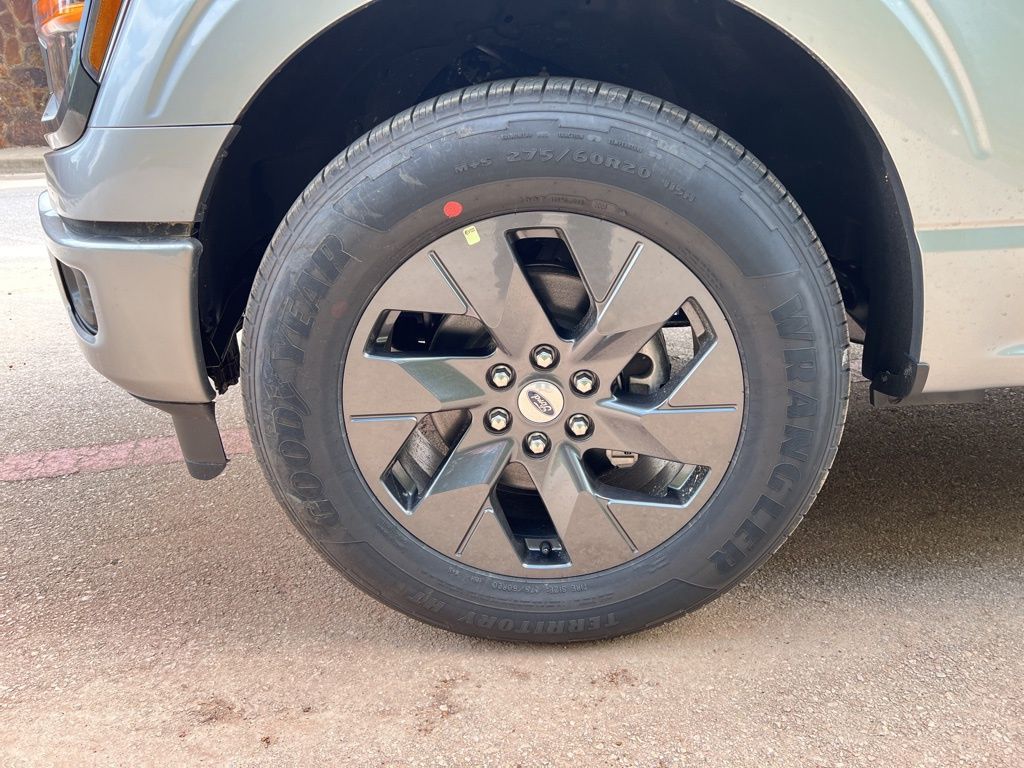 2025 Ford F-150 STX photo 31