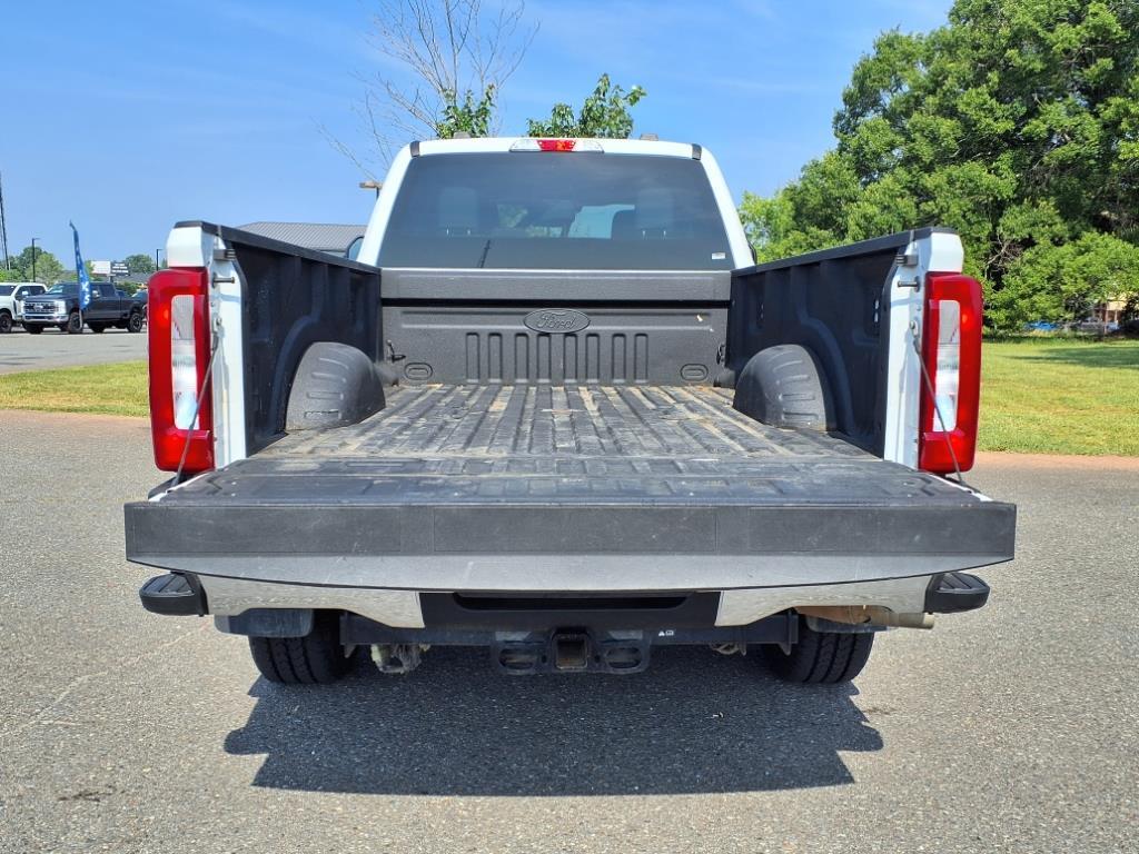 2024 Ford F-350 XLT photo 18