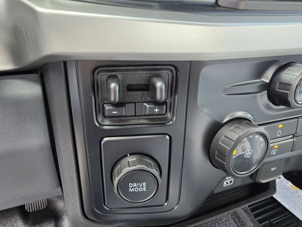 2024 Ford F-450 XL photo 13
