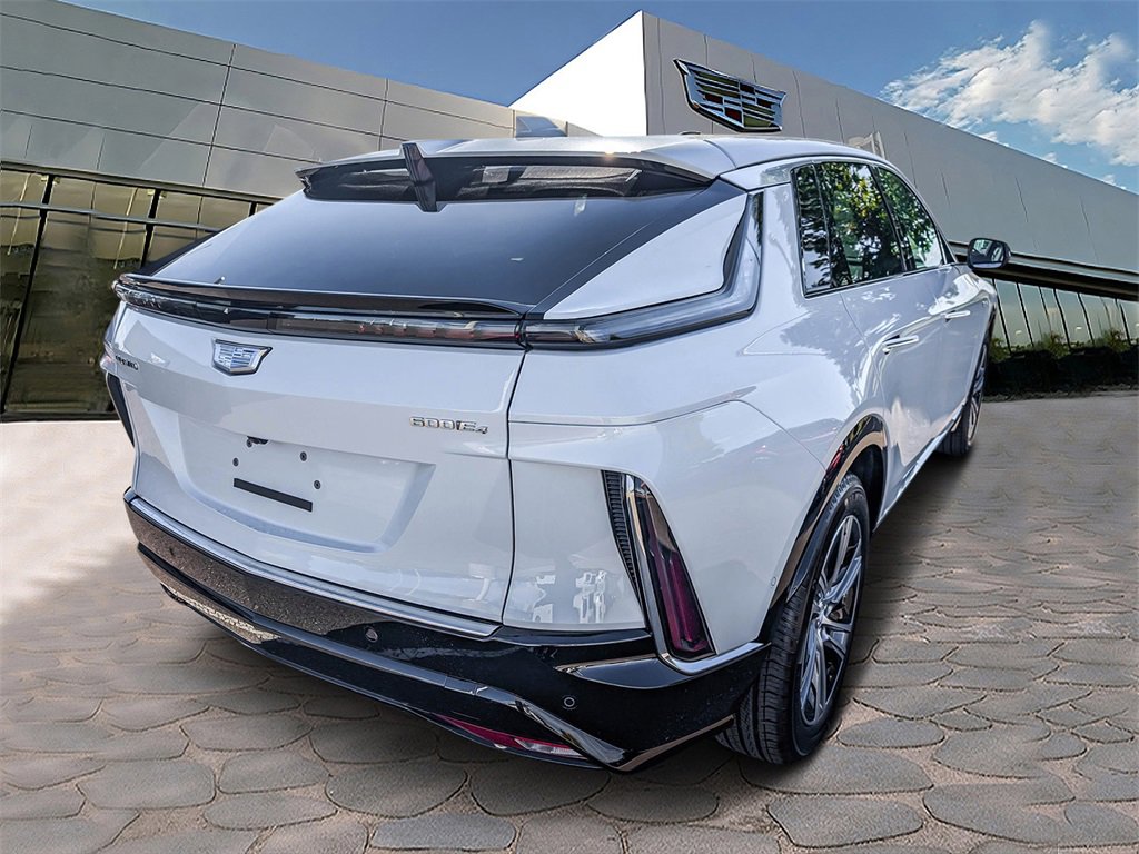 2026 Cadillac Lyriq Luxury photo 5