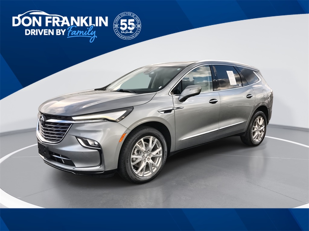 2023 Buick Enclave Premium's photo
