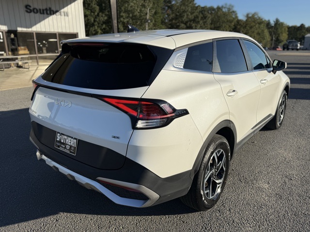 2023 Kia Sportage LX photo 3