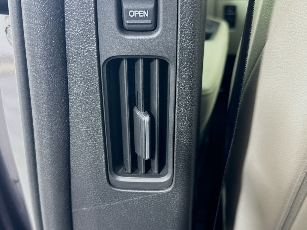 2026 Honda Odyssey EX-L photo 16