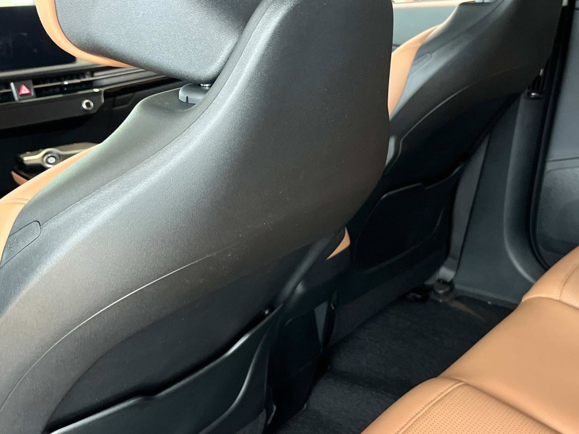 2026 Kia EV9 Light Long Range photo 14
