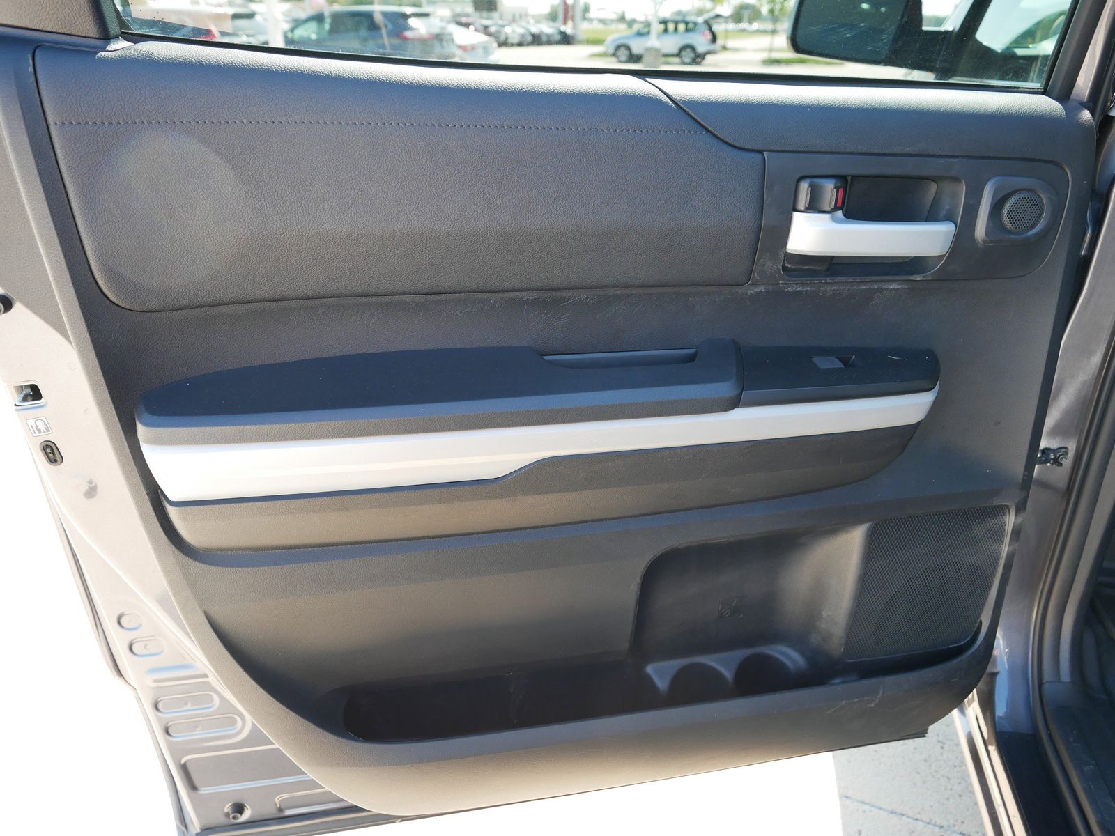 2018 Toyota Tundra SR5 photo 15