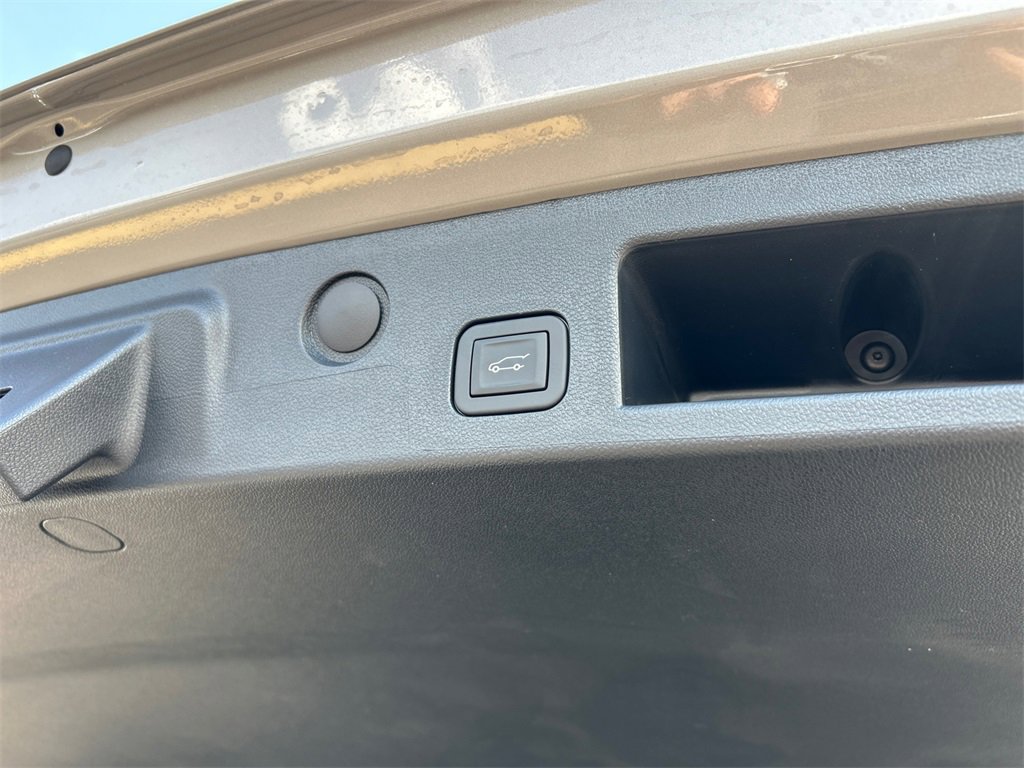 2026 GMC TERRAIN - Image 32